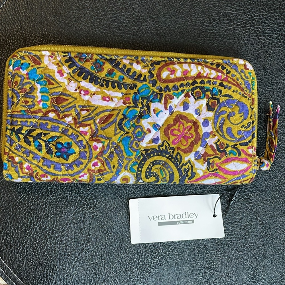 NWT Vera Bradley Paisley Quilted Cloth Wallet - Picture 2 of 10